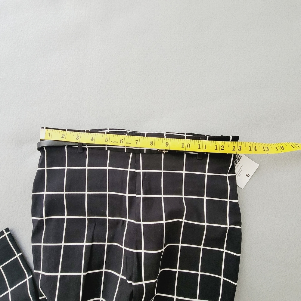 FOREVER 21 women's black squared pants. Skinny  SIZE S - Picture 5 of 13